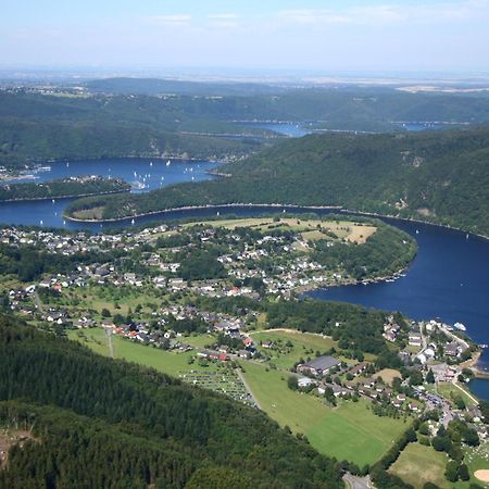 Hotel De Lange Man Monschau Eifel Bagian luar foto